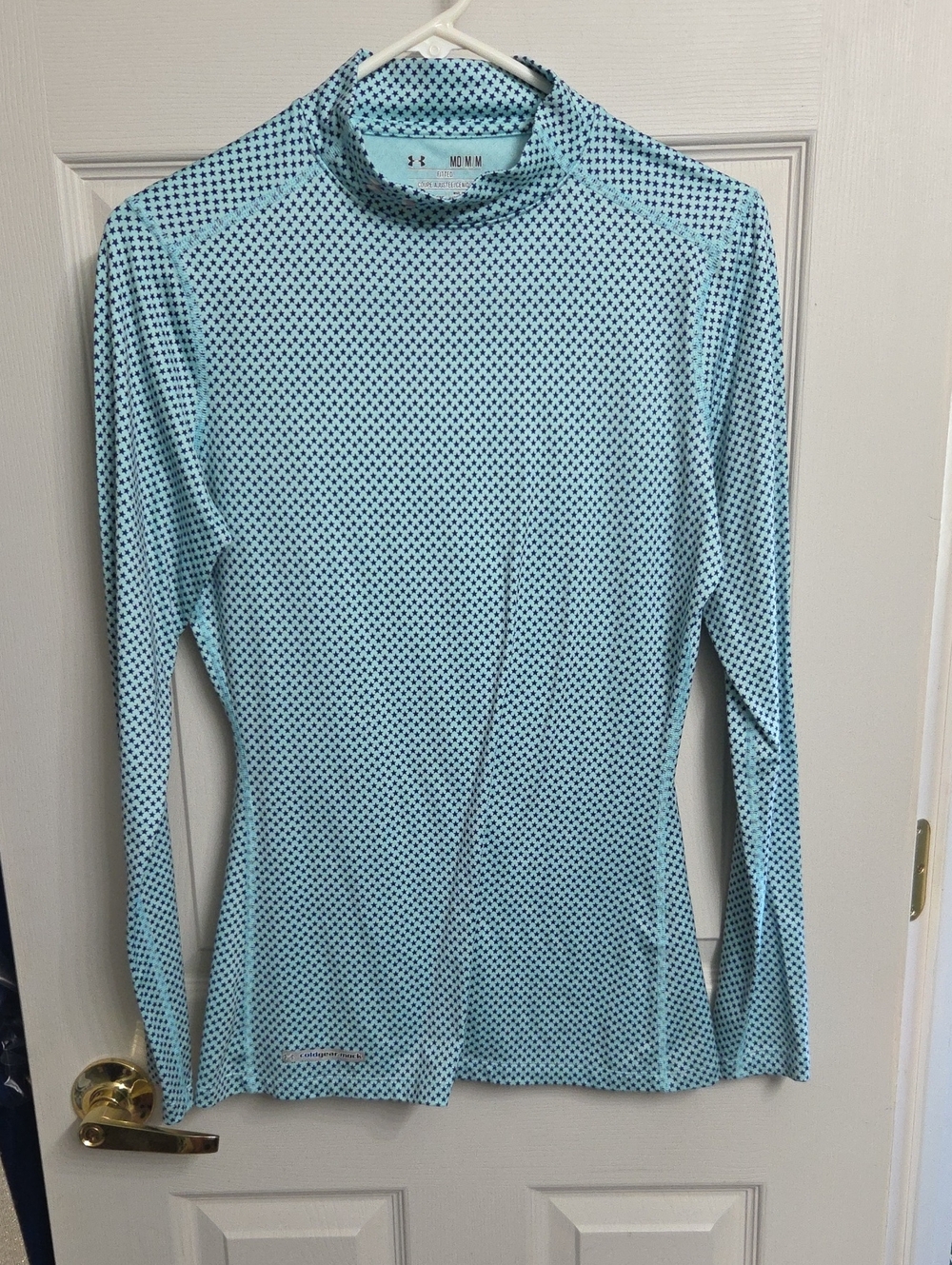 Under Armour Women’s Light Blue Geo Dot Long Sleeve Performance Top